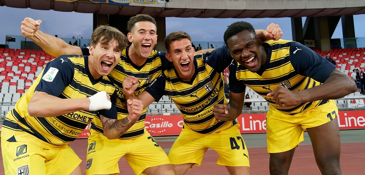 Alessandro Circati celebrates winning promotion from Serie B with Parma